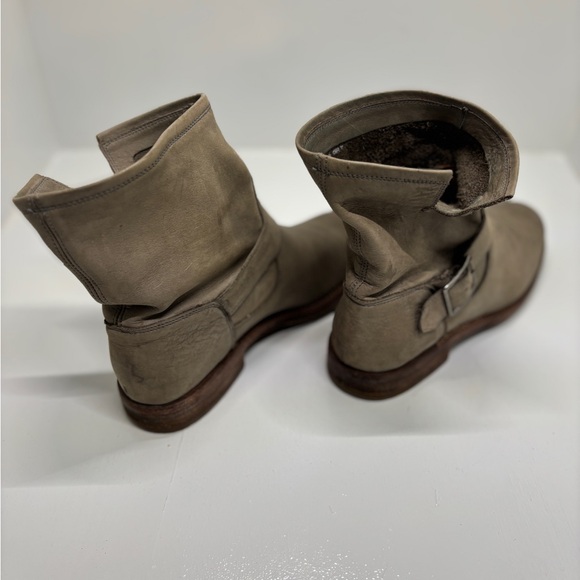 Frye Gray Leather Engineer Ankle Boots Size 8 Made in Mexico - Picture 6 of 14